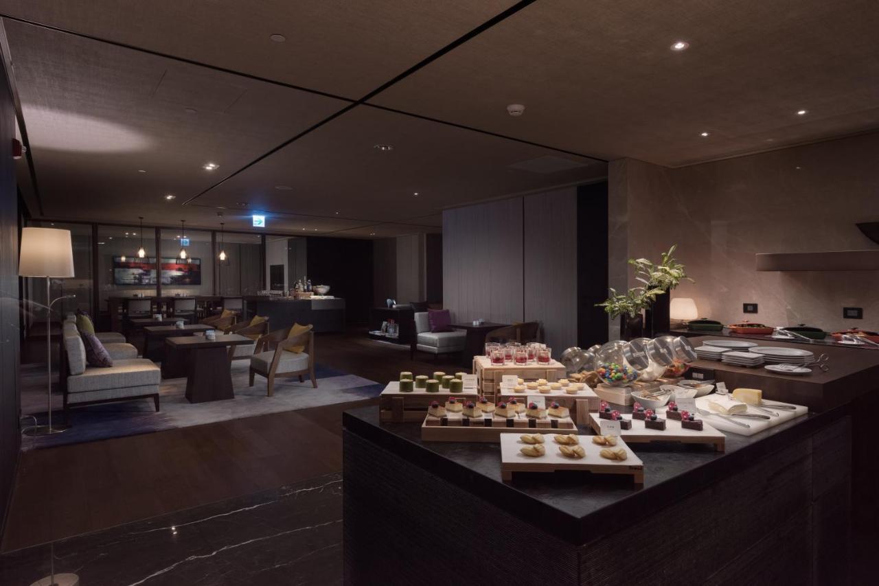 Crowne Plaza Tainan By Ihg Ξενοδοχείο Εξωτερικό φωτογραφία The lounge at the airport