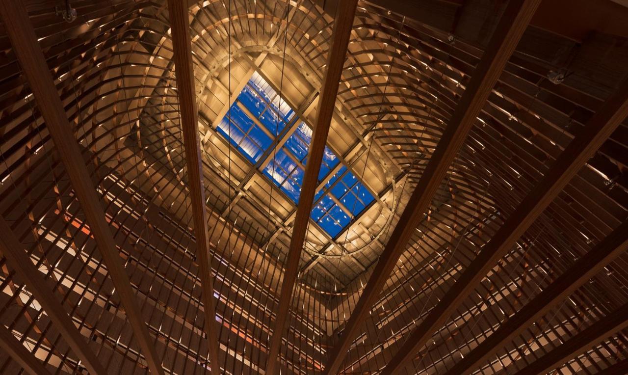 Crowne Plaza Tainan By Ihg Ξενοδοχείο Εξωτερικό φωτογραφία The ceiling of the main atrium