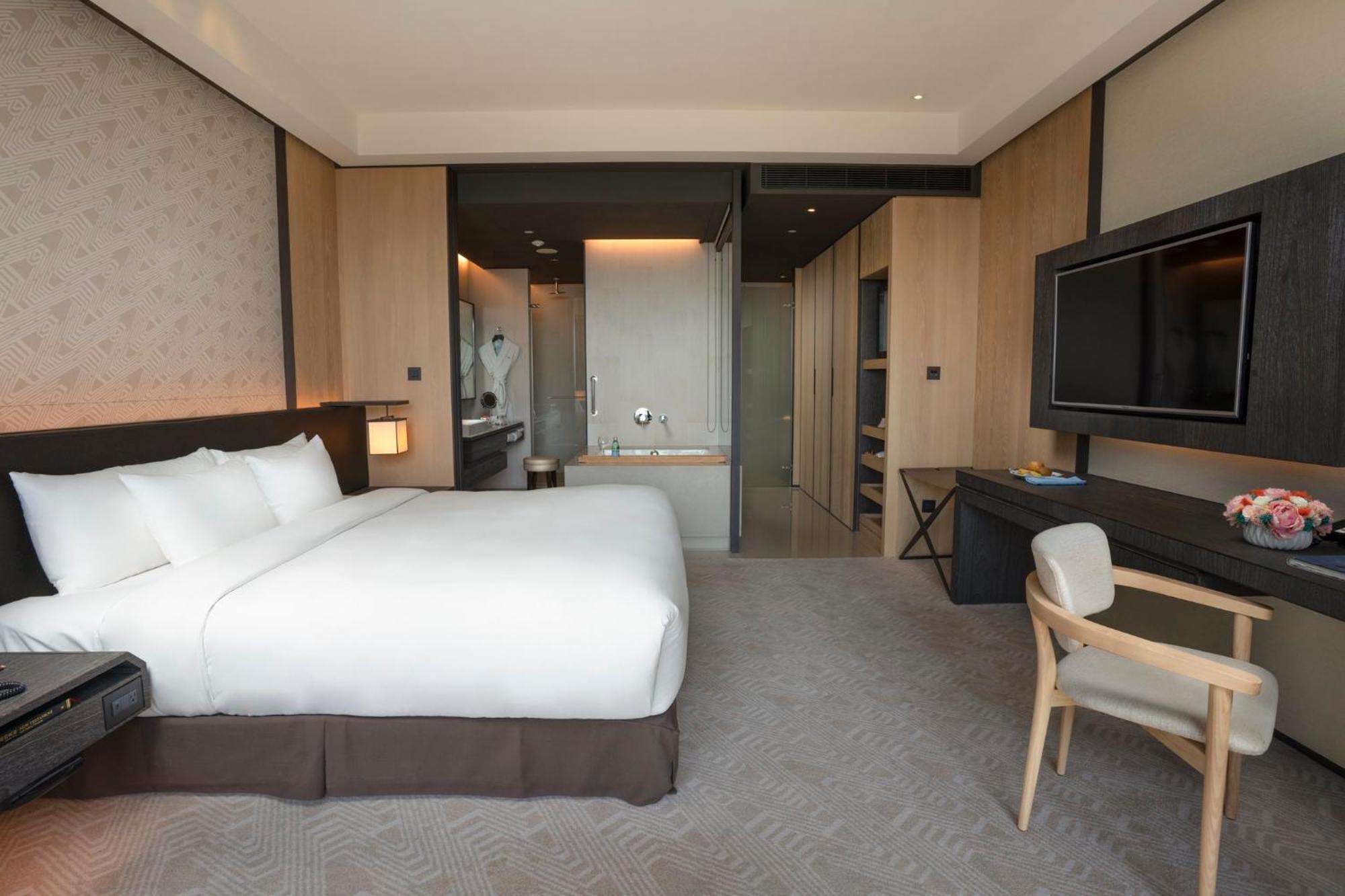 Crowne Plaza Tainan By Ihg Ξενοδοχείο Εξωτερικό φωτογραφία Deluxe Room